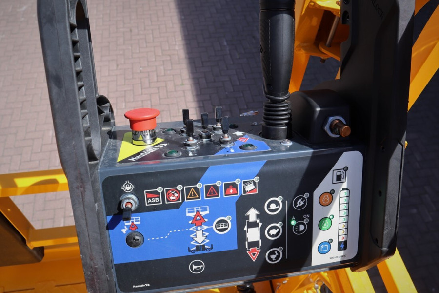 61149-6-1687957125VLri3.jpg