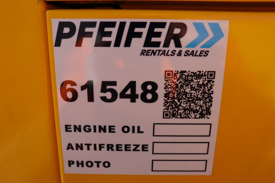 61548-16-16879572781zrFJ.jpg