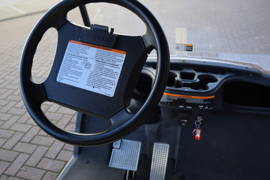 6-persoons-golfcar-7-1699538755PEBI8.jpeg