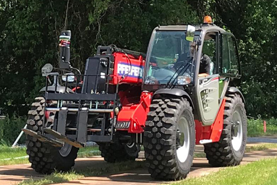 manitou-mt932-easy-1-1700040093M7Bqq.jpg