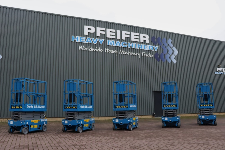 60646-6-1700748933Ug7CR.jpg