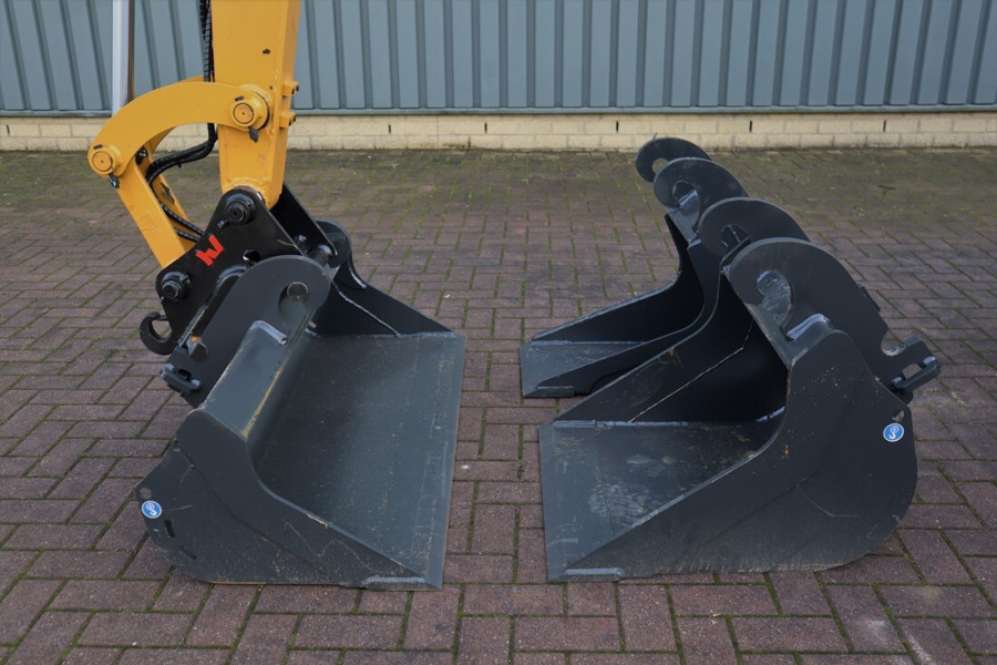 caterpillar-306cr-2021-4-1701248866RdoSH.jpg