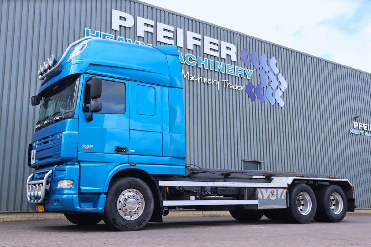 daf-fas-xf105-with-container-system-2008-nr-62436-1-17151588929RCWW.jpg