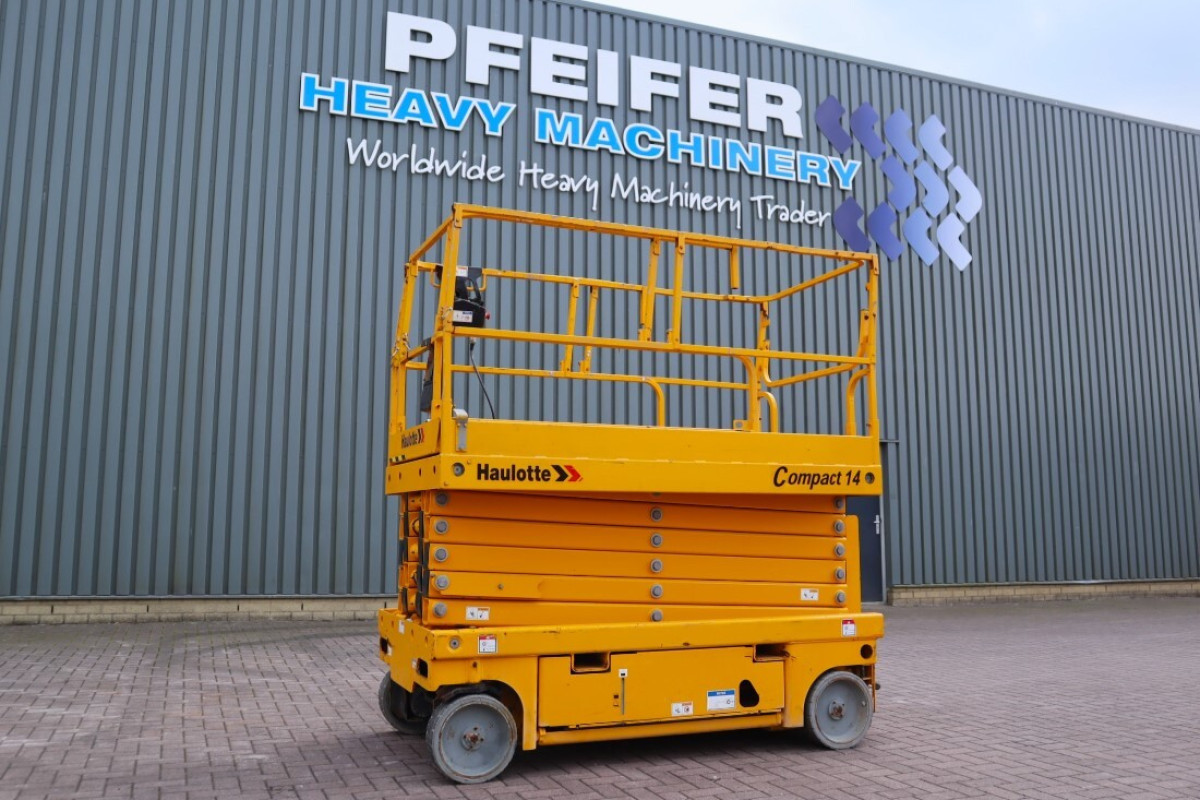 haulotte-compact-14-2016-nr-63053-1-1722937555nYPzd.jpg