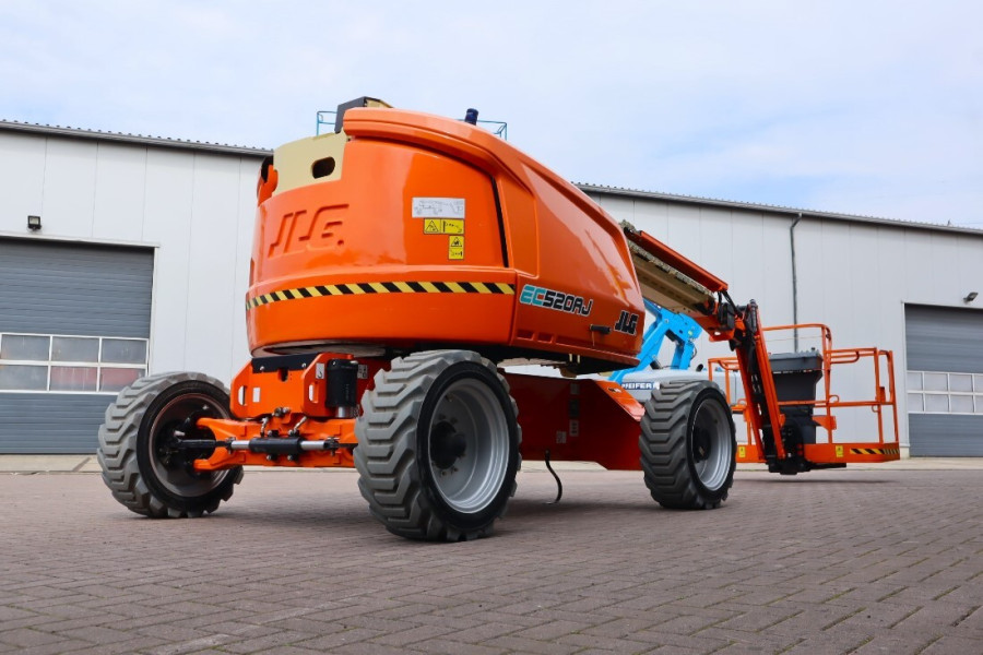 jlg-ec520aj-2021-nr-63094-3-1724334922B0VQE.jpg