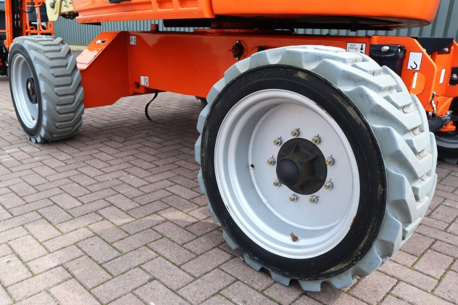 jlg-ec520aj-2021-nr-63094-5-1724334923AGmve.jpg