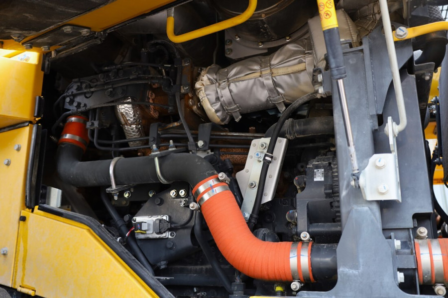komatsu-wa470-8-2019-nr-30179-7-1731427262Sil7p.jpg