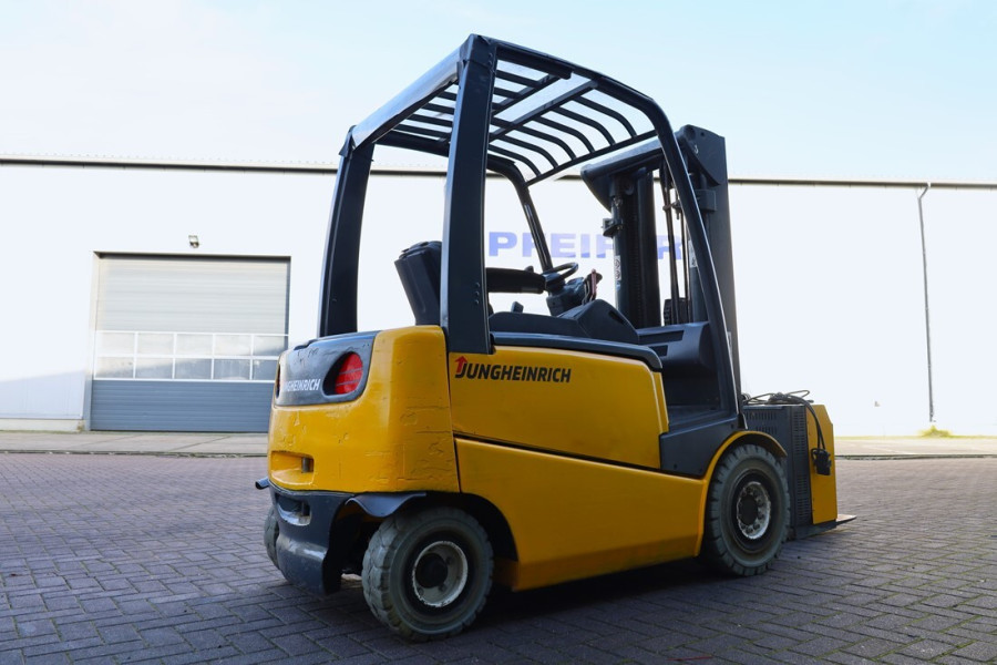jungheinrich-efg425k-2009-nr-63124-8-1732888461t0CBi.jpg