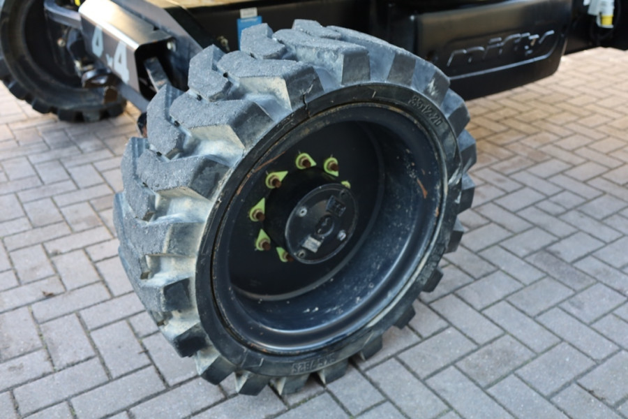 niftylift-hr21d-4x4-mk2-2021-nr-63275-6-1736860942zH43g.jpg