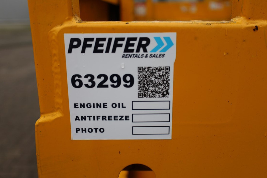 haulotte-compact-10-2019-nr-63299-9-1737100457Q0A2p.jpg