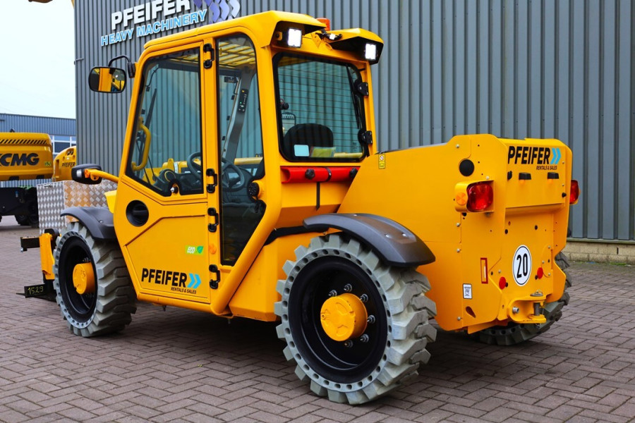 jcb-525-60e-2022-nr-63189-4-1737537541kOh0K.jpg