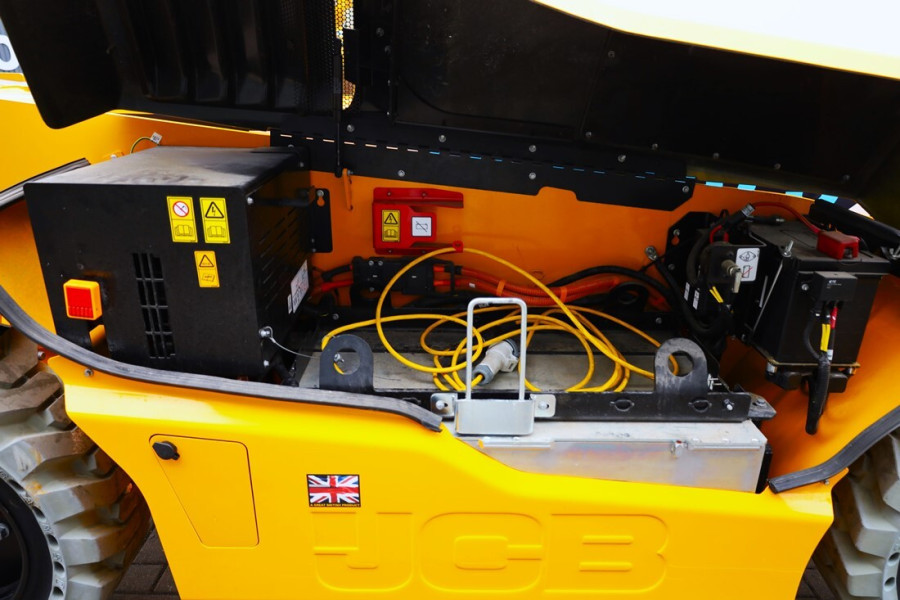 jcb-525-60e-2022-nr-63189-11-1737537543MwZMl.jpg