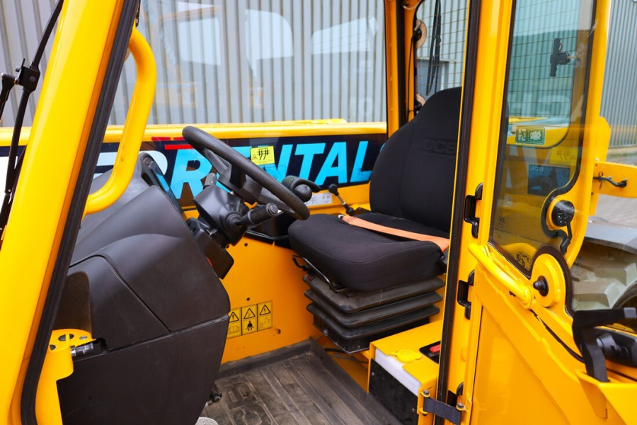 jcb-525-60e-2022-nr-63189-13-1737537543zQsjc.jpg