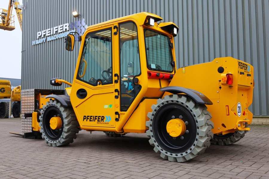 jcb-525-60e-2022-nr-63183-4-1737618433yKDfX.jpg