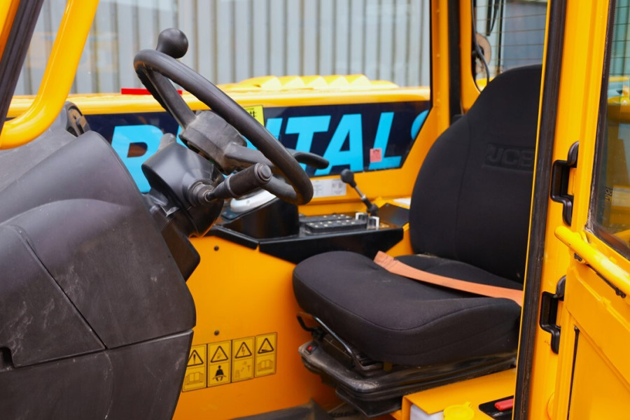 jcb-525-60e-2022-nr-63183-13-1737618435kek5E.jpg