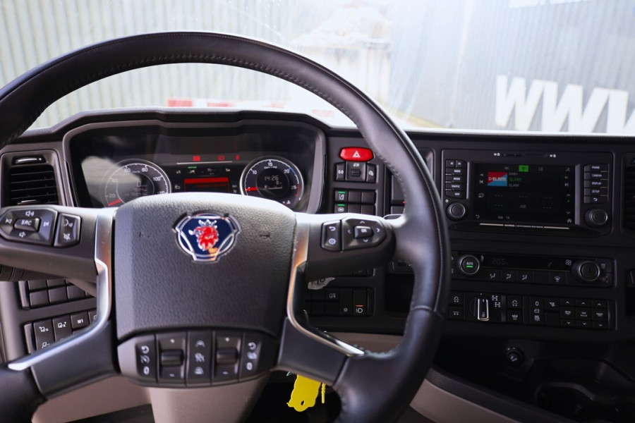scania-r540-b10x4-with-cormach-150tm-crane-2023-10-1740666058w6iFv.jpg