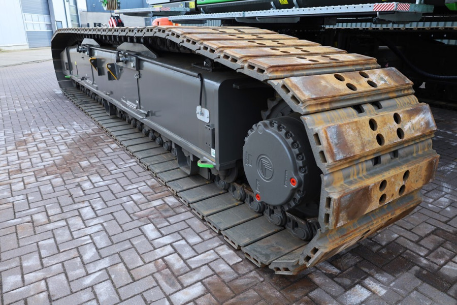 sennebogen-6133e-2025-nr-63439-8-1742981001rz1In.jpg