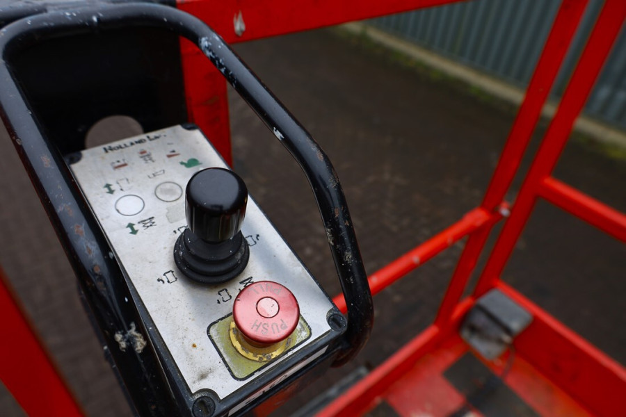 holland-lift-ecostar-hl-7814-2010-nr-63501-11-1744810156SDh9g.jpg