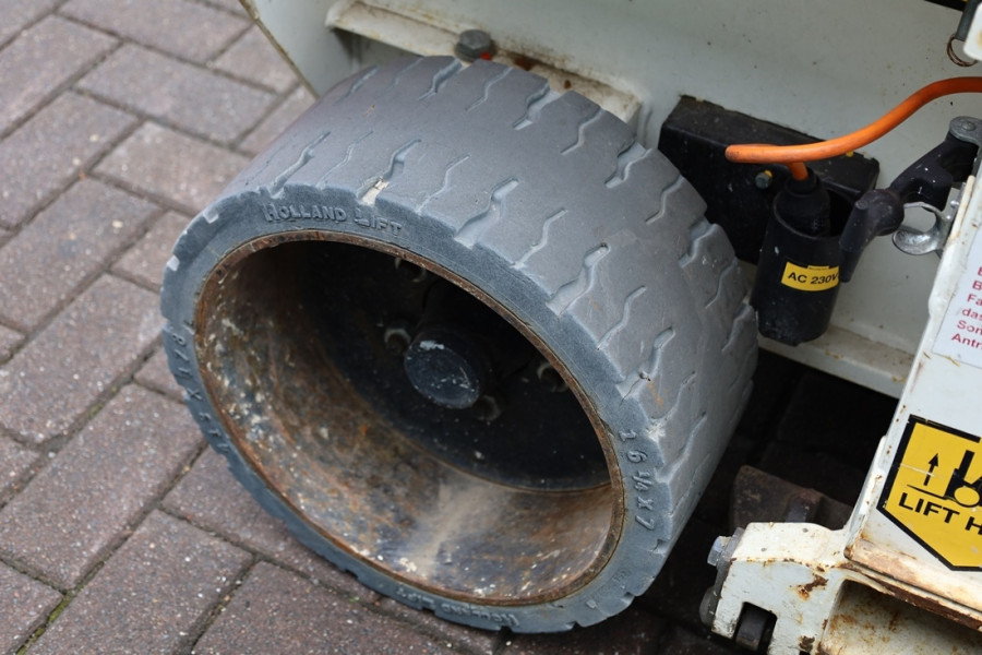 holland-lift-hl-9710-2015-nr-63514-6-1744875080l5aRC.jpg