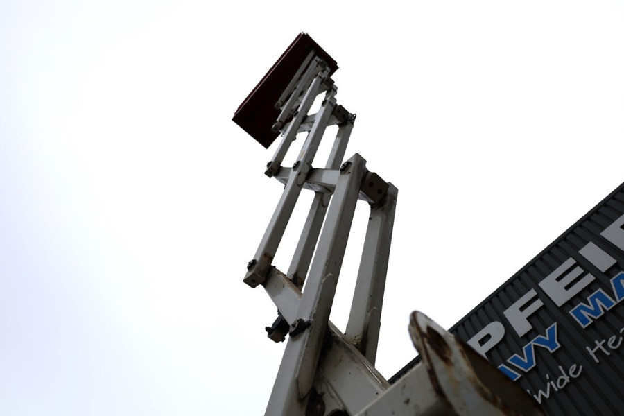 holland-lift-hl-9710-2015-nr-63514-14-1744875082mlfhT.jpg