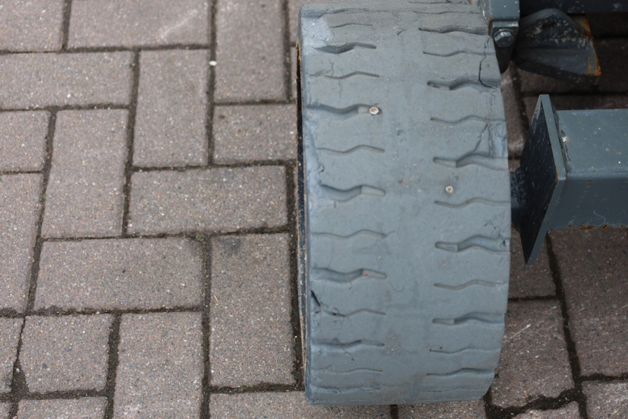 holland-lift-ecostar-hl-9714-2014-nr-63526-5-1745833552jkOu9.jpg