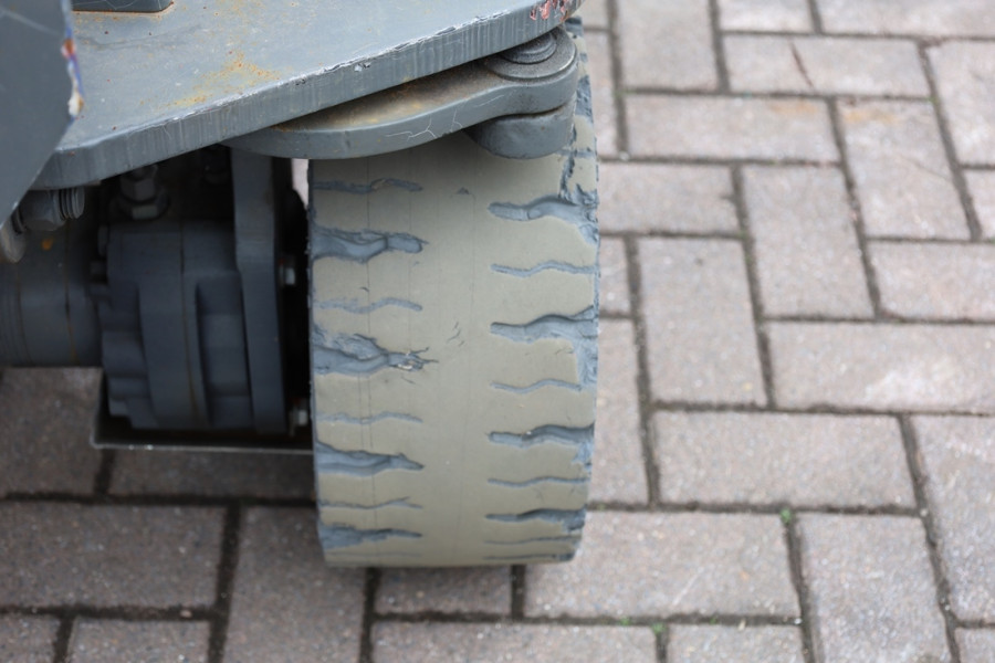 holland-lift-ecostar-hl-7814-2015-nr-63507-9-17458347341eWof.jpg