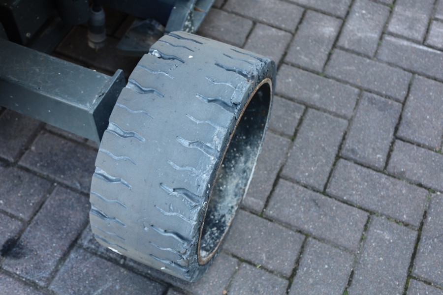 holland-lift-ecostar-hl-9714-2012-nr-63529-6-1746179324vJ63y.jpg