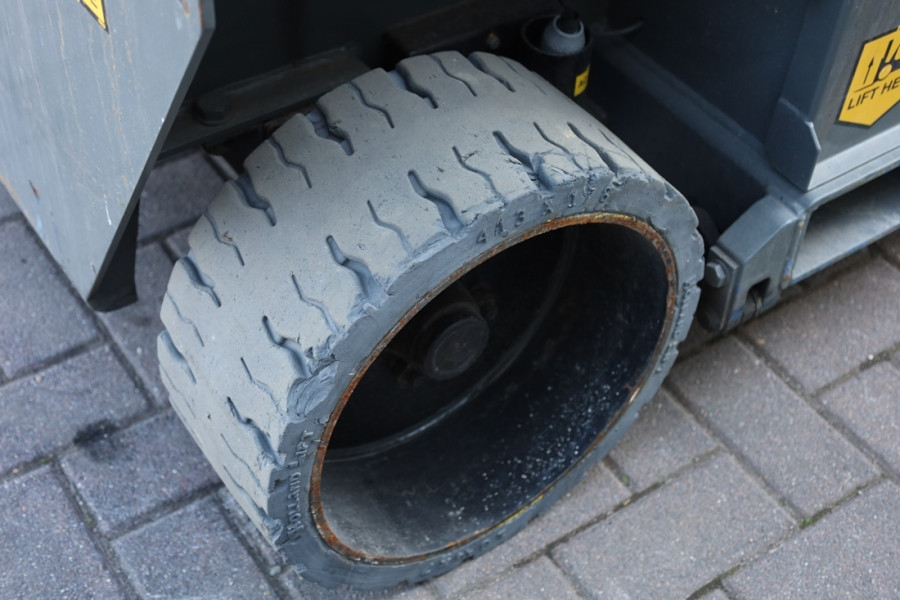 holland-lift-ecostar-hl-7810-2012-nr-63497-6-1746523384EMt47.jpg
