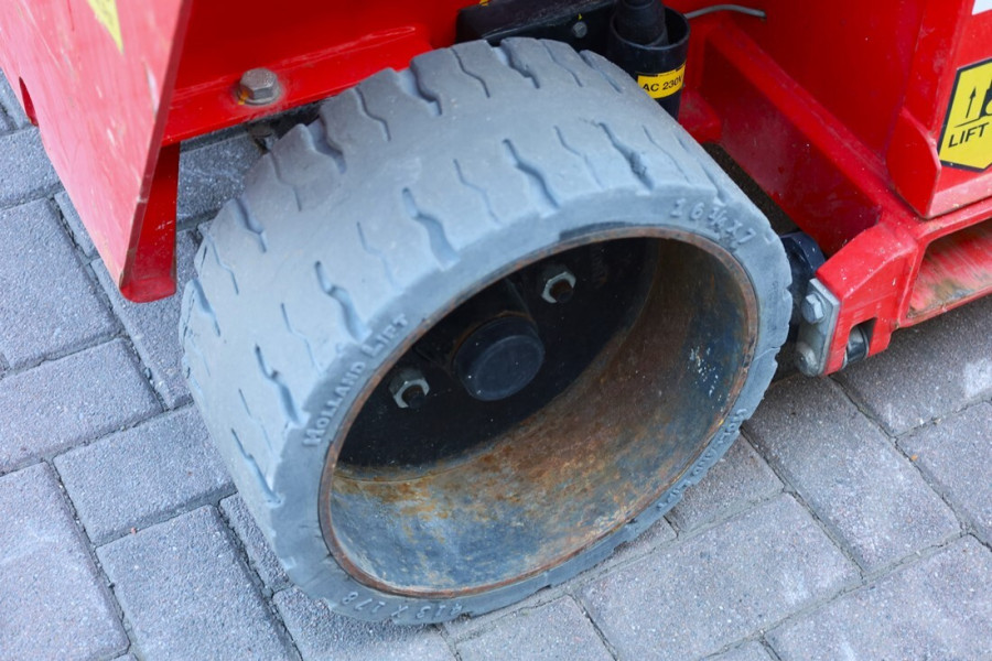 holland-lift-ecostar-hl-7810-2012-nr-63489-6-1747140401bdbe9.jpg