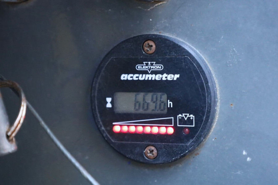 holand-lift-ecostar-hl-9710-2011-nr-63519-9-17471429438CRZo.jpg