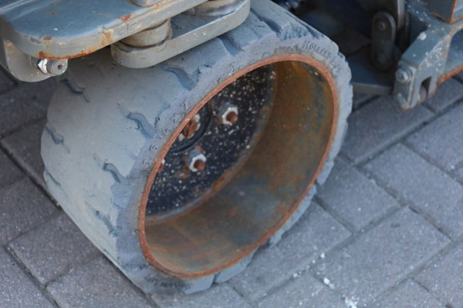 holand-lift-ecostar-hl-9710-2011-nr-63519-11-1747142943L6y9V.jpg