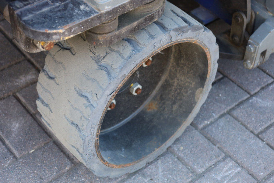 holland-lift-ecostar-hl-9710-2013-nr-63521-9-1747909113tBtoB.jpg