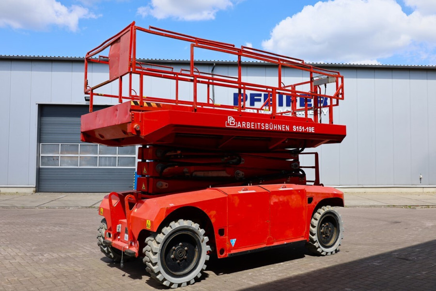 pb-lift-s151-19e-4x4-2012-nr-90072-3-1748441470HdvaB.jpg