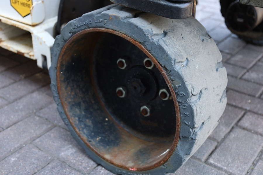 holand-lift-ecostar-hl-11812-2015-nr-63477-9-1749105053WdpLf.jpg