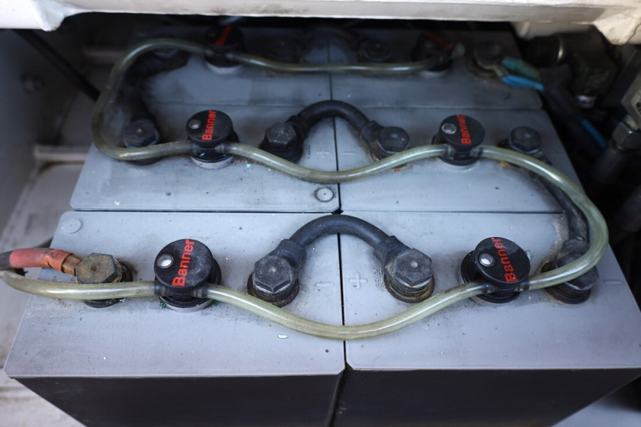 holand-lift-ecostar-hl-11812-2015-nr-63477-12-1749105054amJk6.jpg