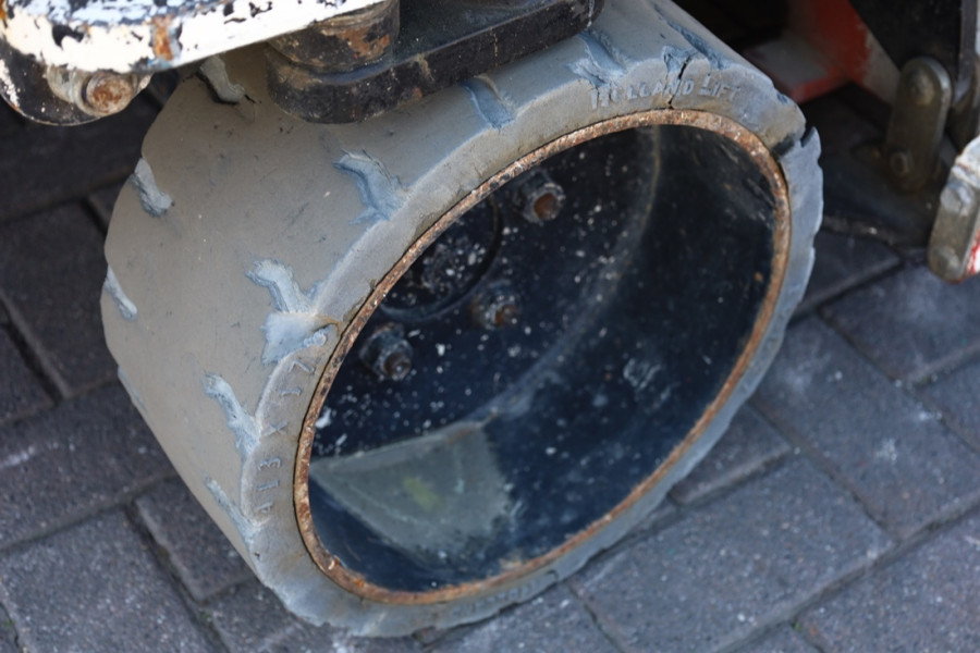 holland-lift-ecostar-hl-7810-2012-nr-63490-10-17497138979NR9s.jpg