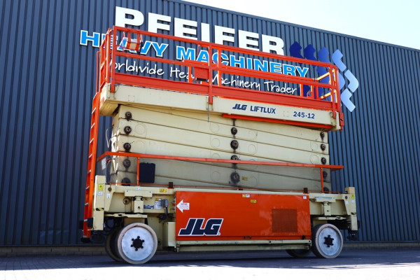 jlg-sl245-12-d4s-4ws-2010-nr-90083-1-17498193829Za0B.jpg