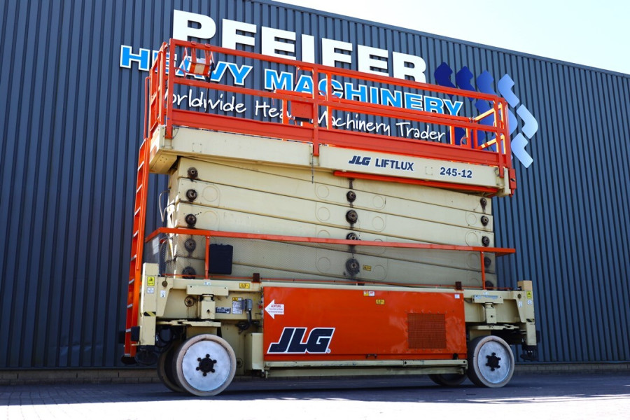 jlg-sl245-12-d4s-4ws-2010-nr-90083-1-17498193829Za0B.jpg