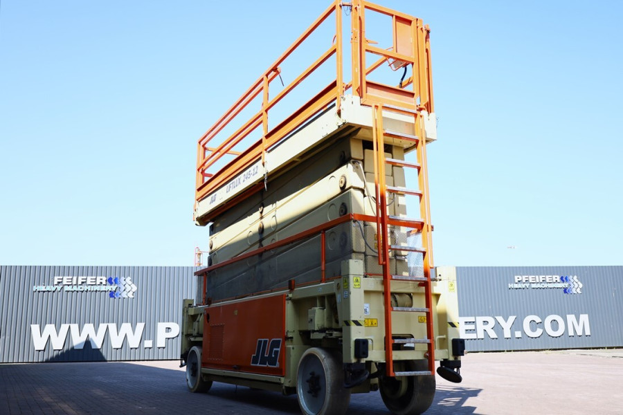 jlg-sl245-12-d4s-4ws-2010-nr-90083-2-17498194075Tr6h.jpg