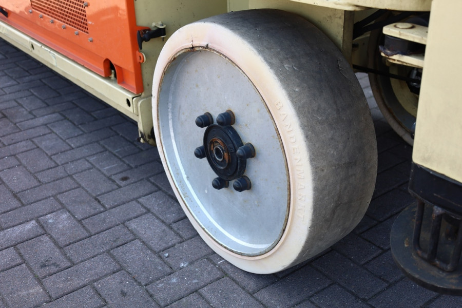 jlg-sl245-12-d4s-4ws-2010-nr-90083-5-1749819408dYxFy.jpg