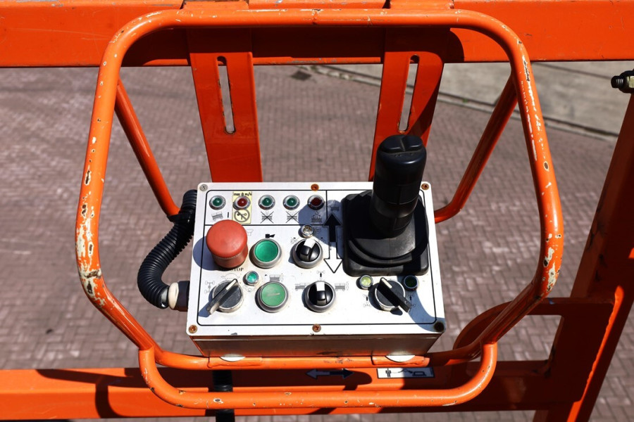 jlg-sl245-12-d4s-4ws-2010-nr-90083-18-1749819410INCcl.jpg