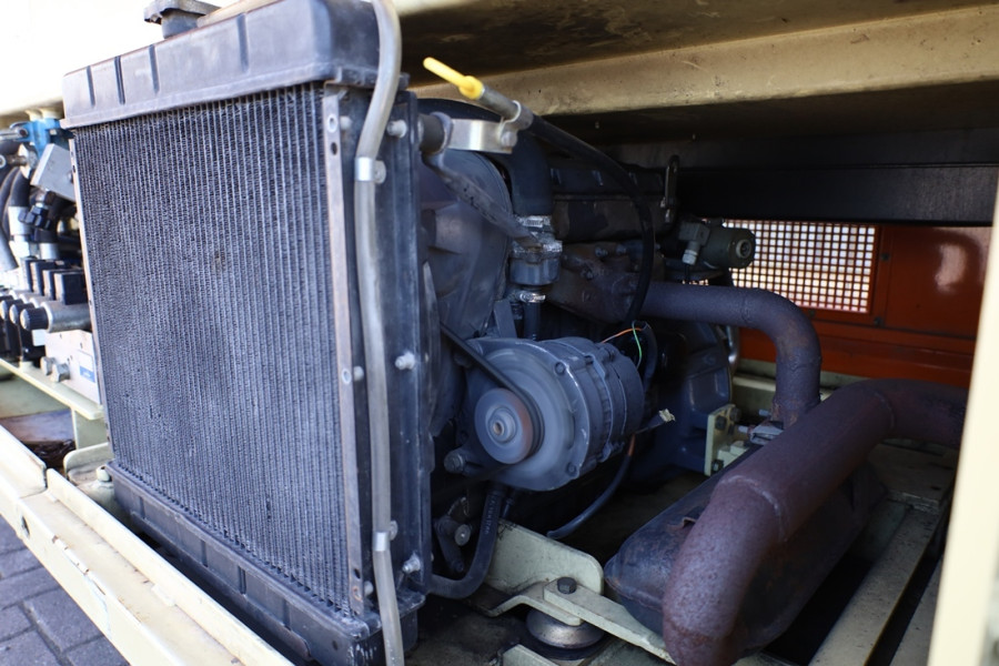 jlg-sl245-12-d4s-4ws-2010-nr-90083-20-174981941156tIY.jpg