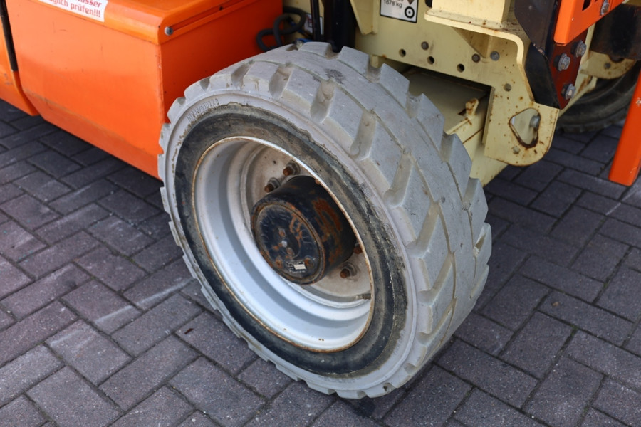jlg-m4069-2013-nr-90074-5-1750081231L7nTm.jpg