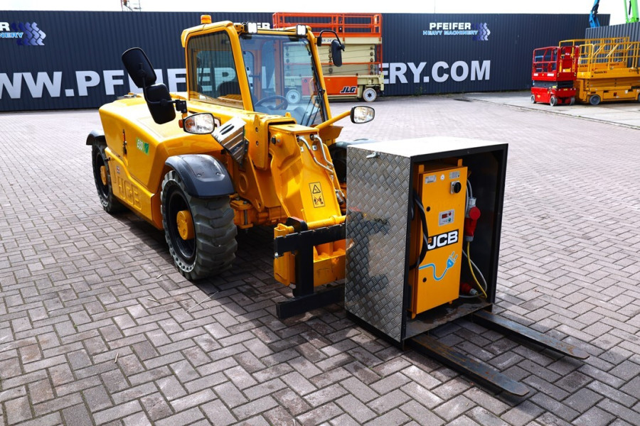 jcb-525-60e-2022-nr-63190-4-1750147915dJWnz.jpg
