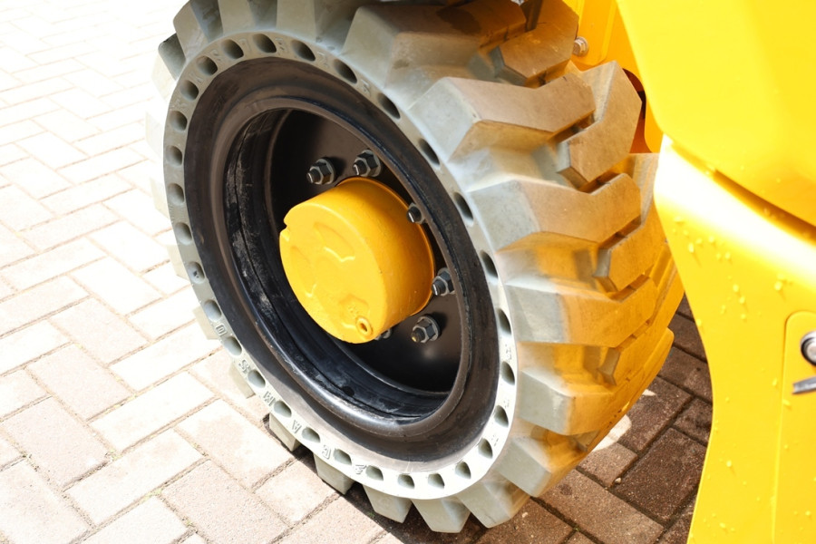jcb-525-60e-2022-nr-63190-6-1750147916QHPSj.jpg