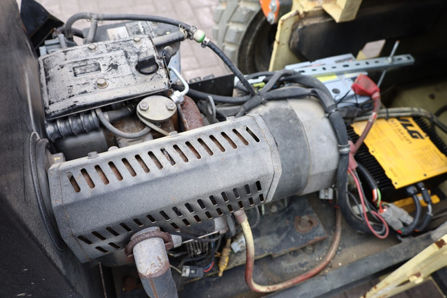 jlg-m4069-2010-nr-90075-4-1750415796oM3qC.jpg