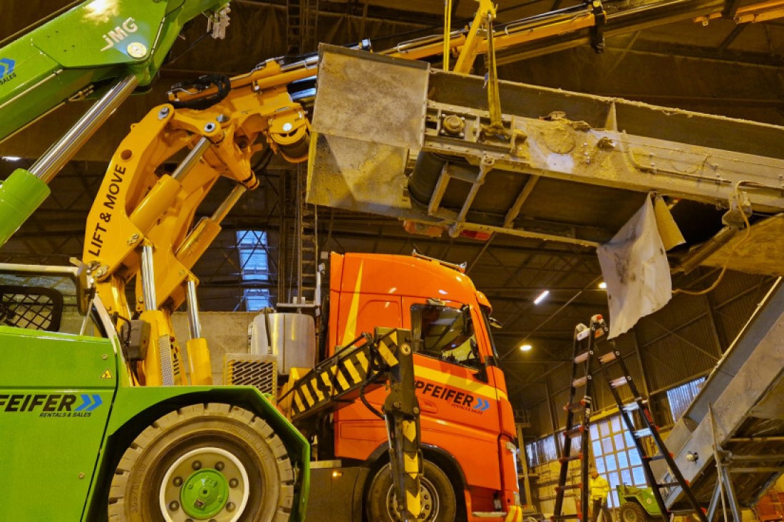 project-pfeifer-lift-move-rouwmaat-demontage-productielijn-3-1740556527uqvtf-850x550-1751552731PZke8.jpg
