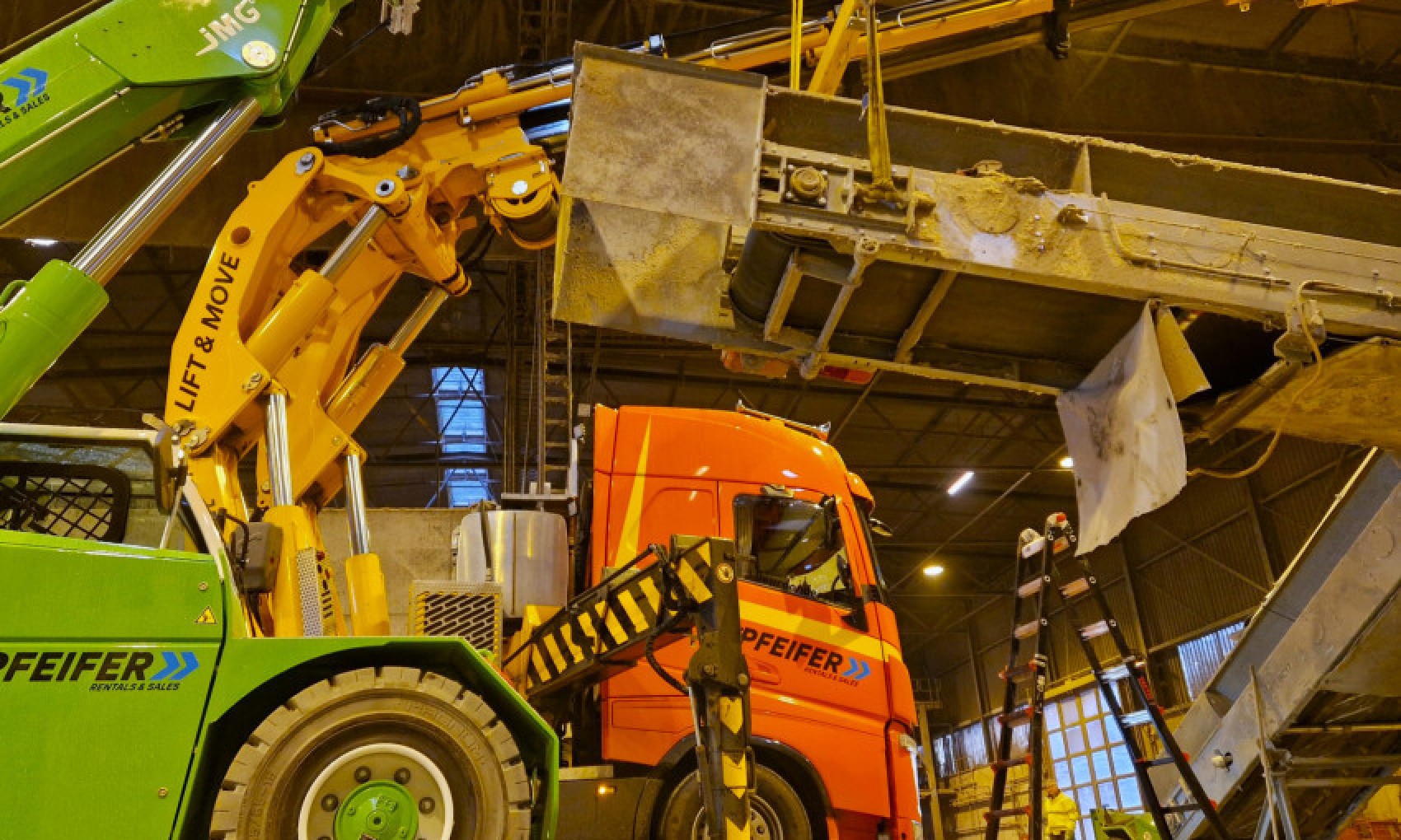 project-pfeifer-lift-move-rouwmaat-demontage-productielijn-3-1740556527uqvtf-850x550-1751552731PZke8.jpg