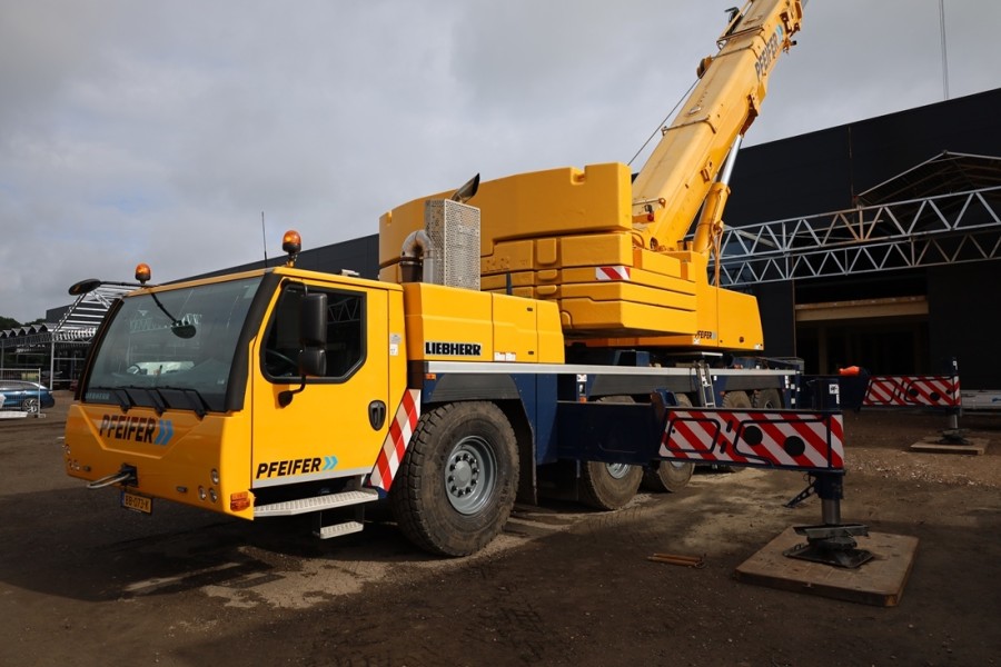 liebherr-ltm1250-51-2018-nr-63618-15-1752739013dYonH.jpg
