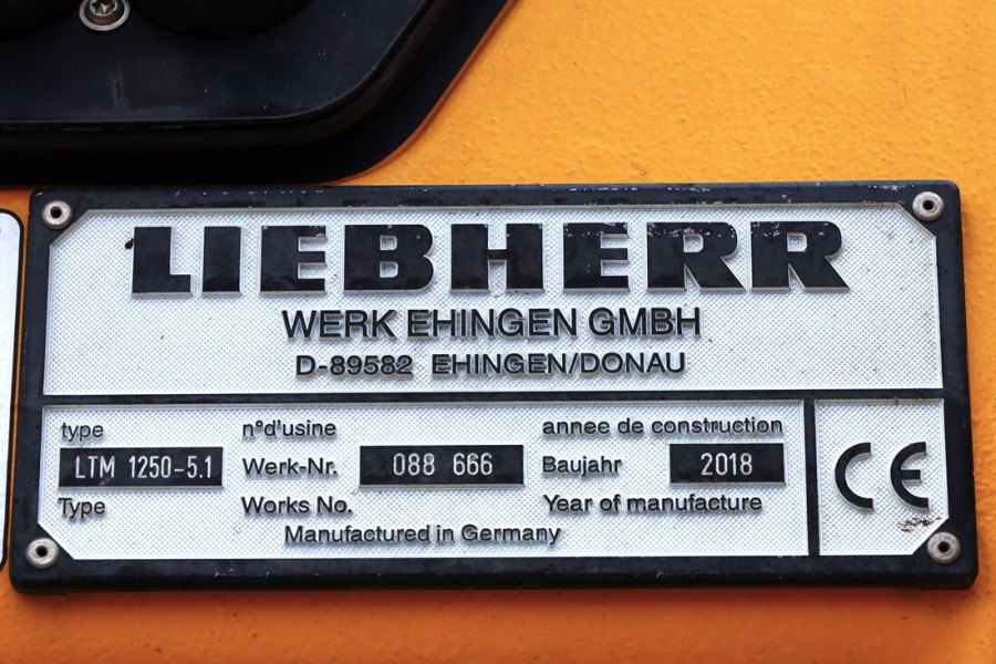 liebherr-ltm1250-51-2018-nr-63618-30-17527390152Tv0p.jpg